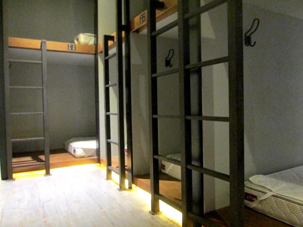 Kiwi Express Hotel-Taichung Station II Bilik gambar