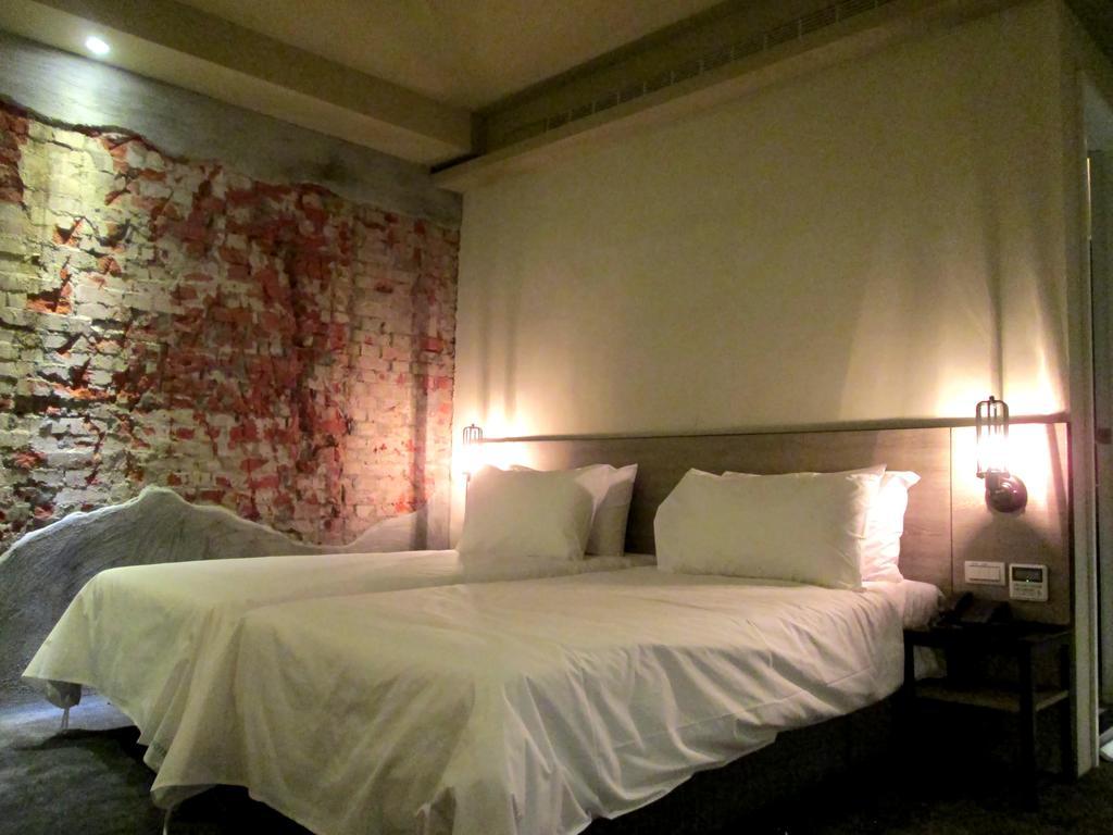 Kiwi Express Hotel-Taichung Station II Luaran gambar